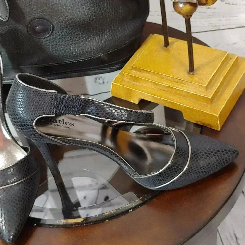 High heels by Charles David - Picture 10 of 12